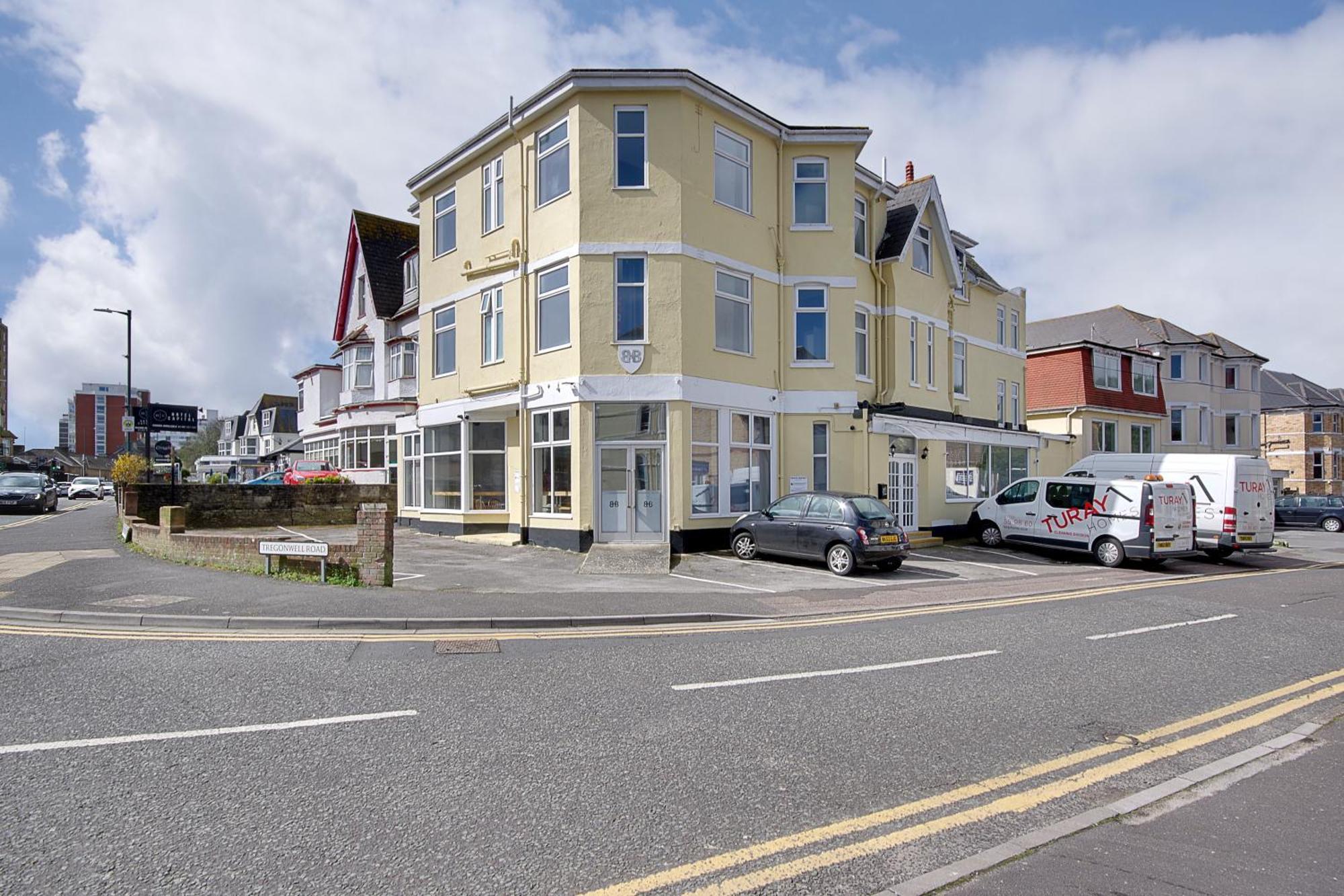 Azure Beach Hotel Bournemouth Exterior foto